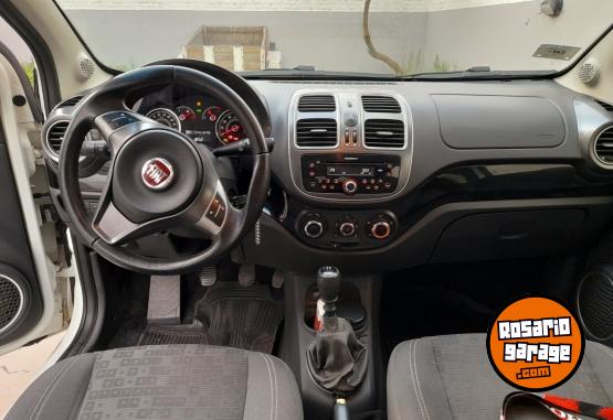 Autos - Fiat Palio atractive 2016 Nafta 100000Km - En Venta