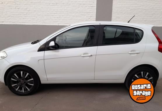 Autos - Fiat Palio atractive 2016 Nafta 100000Km - En Venta