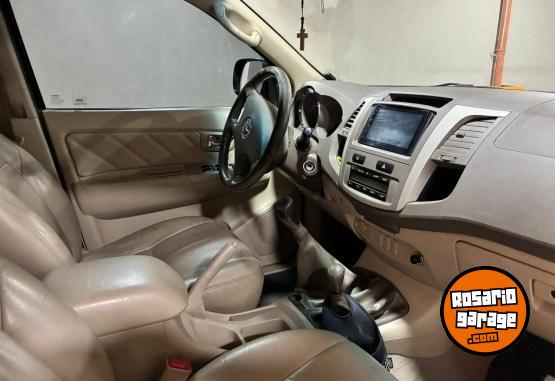 Camionetas - Toyota Toyota Hilux SW4 2008 Diesel 300000Km - En Venta