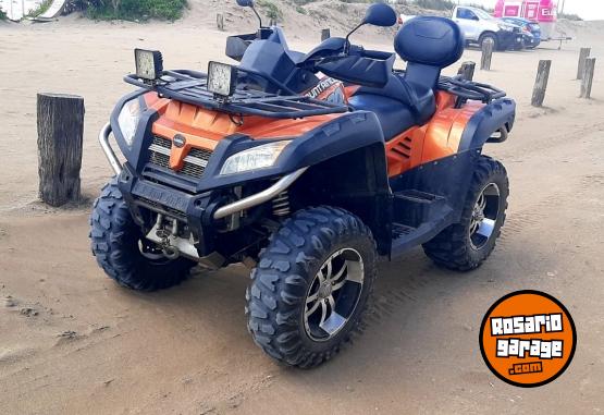 Cuatris y UTVs - CF MOTO GAMMA 800 LTD 2015  4500Km - En Venta