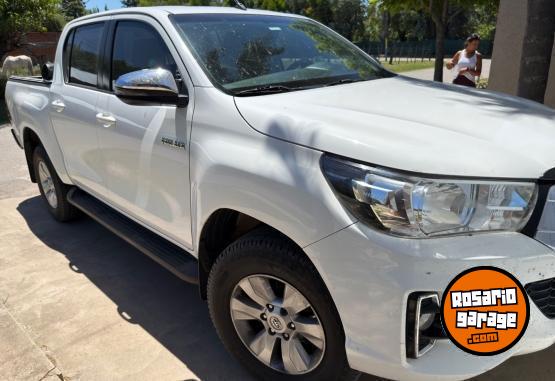 Camionetas - Toyota Hilux 2018 Diesel 160000Km - En Venta