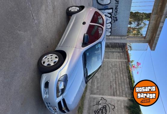 Autos - Chevrolet Chevrolet celta 2011 Nafta 105000Km - En Venta