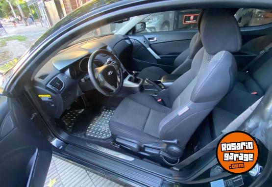 Autos - Hyundai Genesis 2010 Nafta 97000Km - En Venta