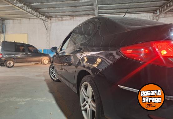 Autos - Peugeot 408 allure 2013 Nafta 125000Km - En Venta