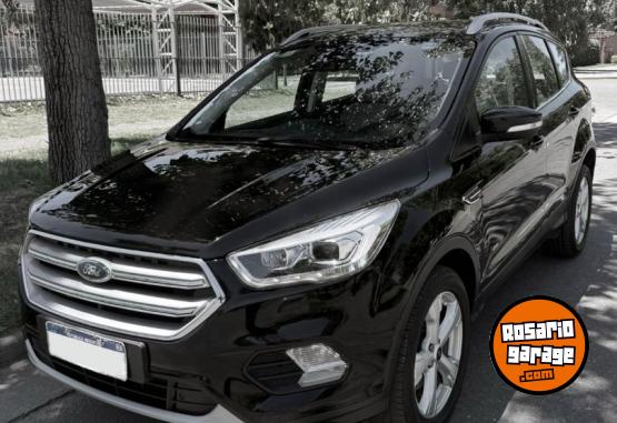 Camionetas - Ford Kuga TItanium 4WD 2019 Nafta 95800Km - En Venta
