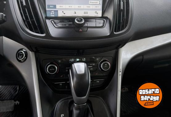 Camionetas - Ford Kuga TItanium 4WD 2019 Nafta 95800Km - En Venta