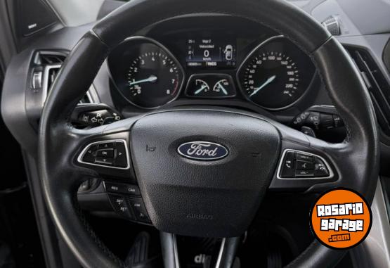 Camionetas - Ford Kuga TItanium 4WD 2019 Nafta 95800Km - En Venta