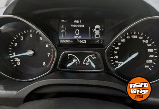 Camionetas - Ford Kuga TItanium 4WD 2019 Nafta 95800Km - En Venta