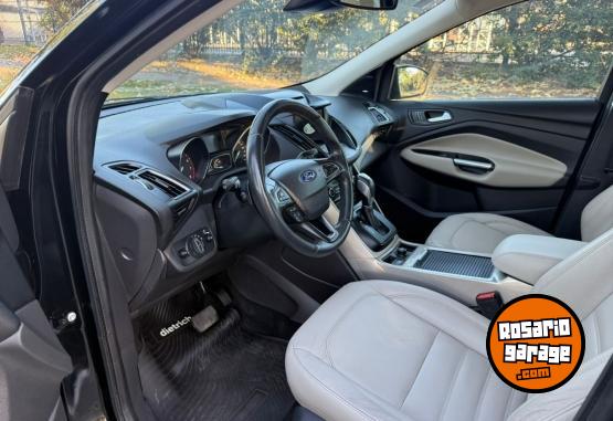 Camionetas - Ford Kuga TItanium 4WD 2019 Nafta 95800Km - En Venta