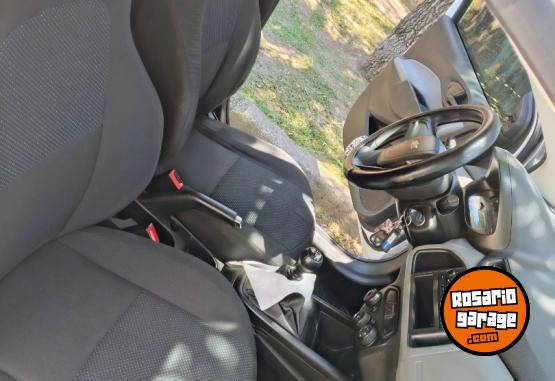 Autos - Chevrolet Onix Joy 2018 Nafta 154000Km - En Venta