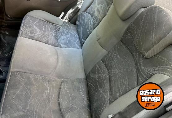 Autos - Fiat Siena 2015 GNC 260000Km - En Venta