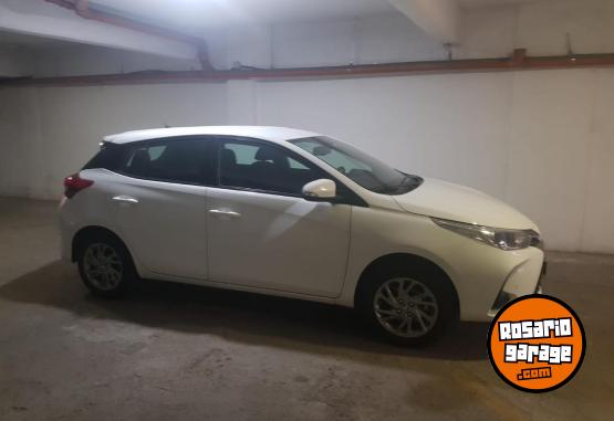 Autos - Toyota YARIS 1.5 XLS 2022 Nafta 79600Km - En Venta