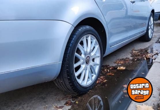 Autos - Volkswagen Vento 2.0 fsi elegance 2009 Nafta 139000Km - En Venta
