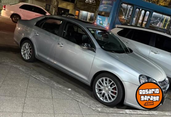 Autos - Volkswagen Vento 2.0 fsi elegance 2009 Nafta 139000Km - En Venta
