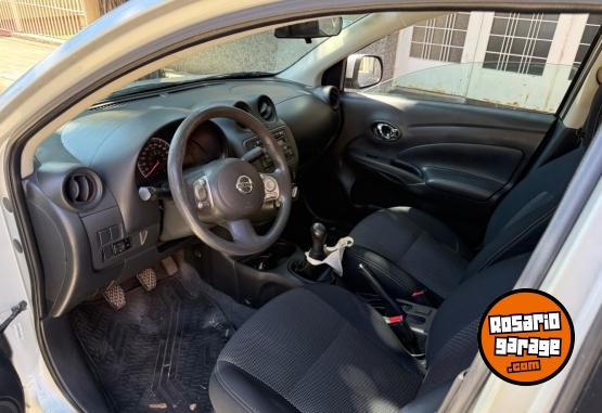 Autos - Nissan Versa sense 1.6 pure driv 2014 Nafta 160000Km - En Venta
