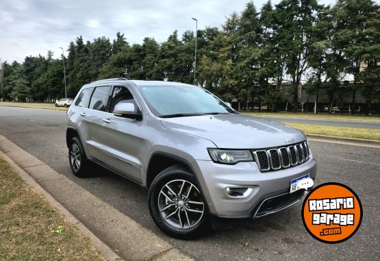 Camionetas - Jeep Grand cherokee 2017 Nafta 125000Km - En Venta