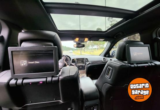 Camionetas - Jeep Grand cherokee 2017 Nafta 125000Km - En Venta