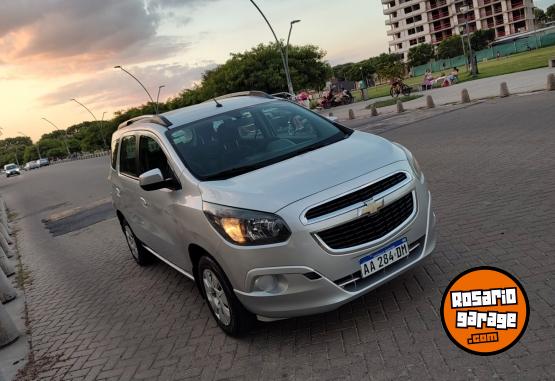 Autos - Chevrolet Spin 2017 Nafta 91000Km - En Venta