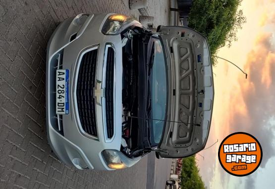 Autos - Chevrolet Spin 2017 Nafta 91000Km - En Venta