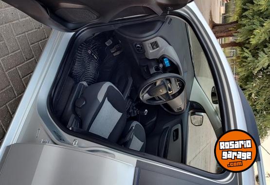 Autos - Chevrolet Spin 2017 Nafta 91000Km - En Venta