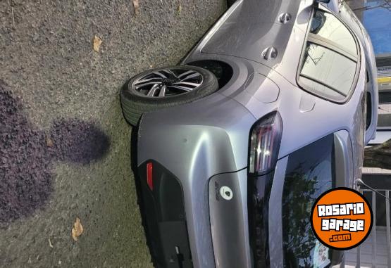 Autos - Peugeot 208 Allure pack 2025 Nafta 4900Km - En Venta