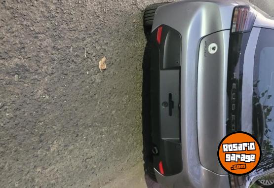 Autos - Peugeot 208 Allure pack 2025 Nafta 4900Km - En Venta