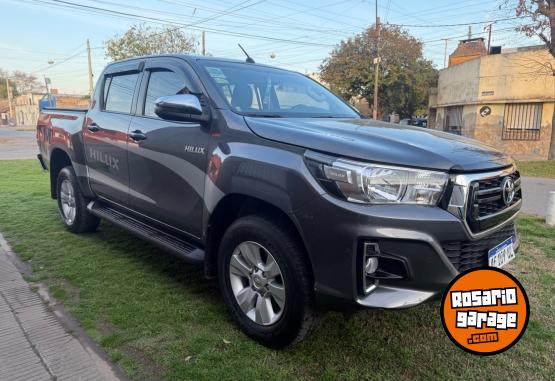 Camionetas - Toyota Hilux Srv 2020 Diesel 90000Km - En Venta