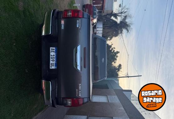 Camionetas - Toyota Hilux Srv 2020 Diesel 90000Km - En Venta