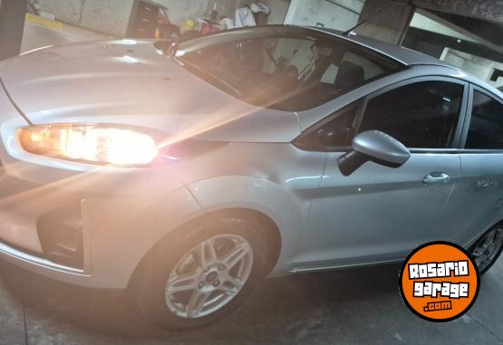 Autos - Ford Fiesta s plus 2018 Nafta 94000Km - En Venta
