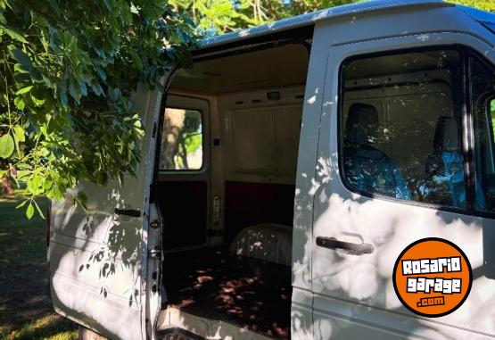 Utilitarios - Mercedes Benz SPRINTER 1999 Diesel 300000Km - En Venta