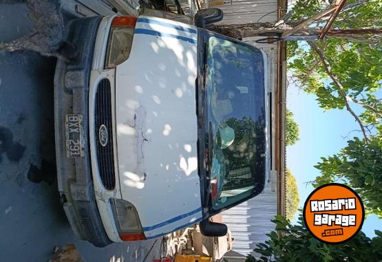Utilitarios - Ford Transit 1998 Diesel 111111Km - En Venta