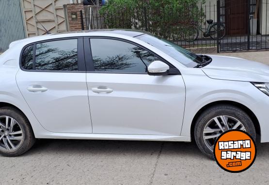 Autos - Peugeot 208 2021 Nafta 35000Km - En Venta