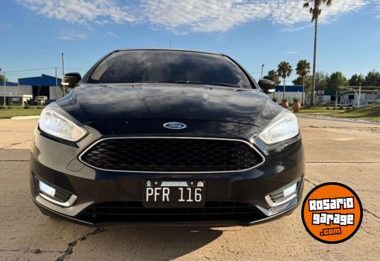 Autos - Ford FOCUS SE 2.0 2015 Nafta 68500Km - En Venta