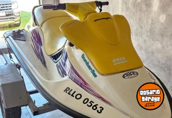 Embarcaciones - Moto de Agua SEEADO SPX800 - 110HP - En Venta