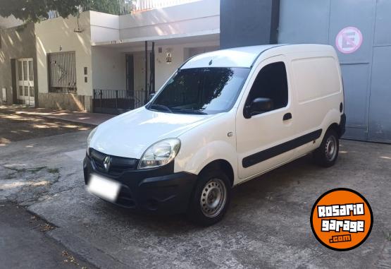 Utilitarios - Renault FURGON 2017 GNC 236000Km - En Venta