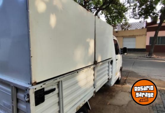 Utilitarios - Renault Trafic Rodeo 1997 Diesel 140000Km - En Venta