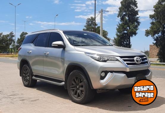 Camionetas - Toyota Sw4 srx 2016 Diesel 142000Km - En Venta