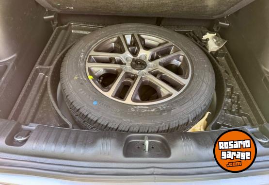 Camionetas - Jeep JEEP COMPASS 2020 Nafta 136000Km - En Venta