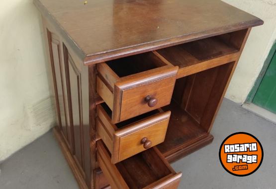 Hogar - Escritorio de algarrobo - En Venta