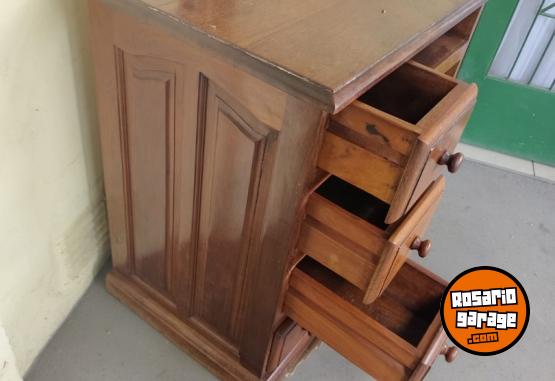 Hogar - Escritorio de algarrobo - En Venta