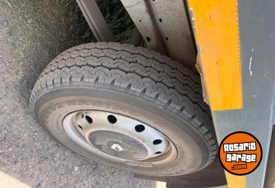 Utilitarios - Renault Master 2012 Diesel 170000Km - En Venta