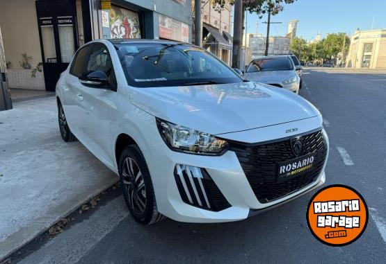 Autos - Peugeot 208 Allure Pack 2025 Nafta 15000Km - En Venta