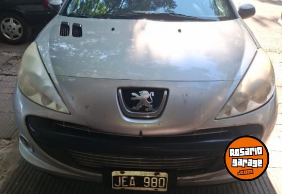 Autos - Peugeot 207 2010 Diesel 223000Km - En Venta