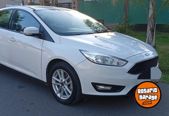 Autos - Ford FOCUS 2017 GNC 130000Km - En Venta