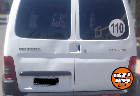 Utilitarios - Peugeot Partner 2011 Diesel 200000Km - En Venta