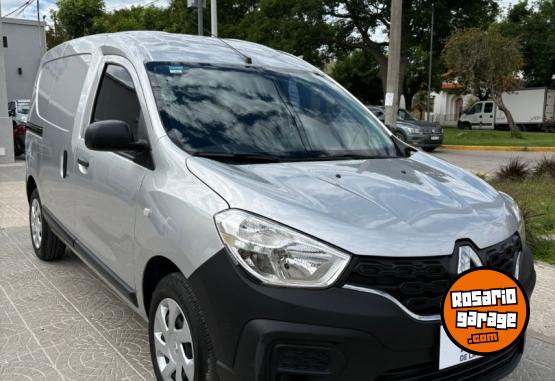 Utilitarios - Renault Renault Kangoo Express 2023 Nafta 8000Km - En Venta