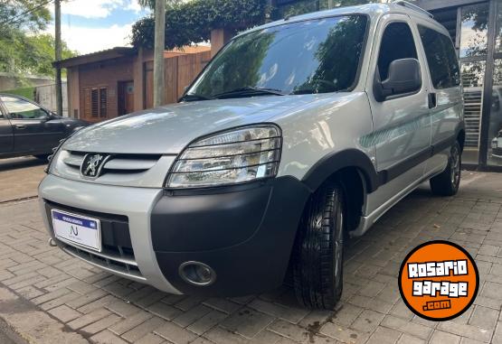 Utilitarios - Peugeot Partner Patagonica 2022 Nafta 70000Km - En Venta