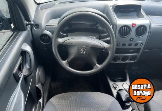 Utilitarios - Peugeot Partner Patagonica 2022 Nafta 70000Km - En Venta