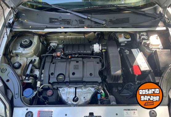 Utilitarios - Peugeot Partner Patagonica 2022 Nafta 70000Km - En Venta