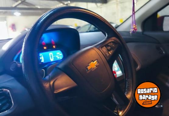 Autos - Chevrolet ONIX ltz 2017 Nafta 63500Km - En Venta